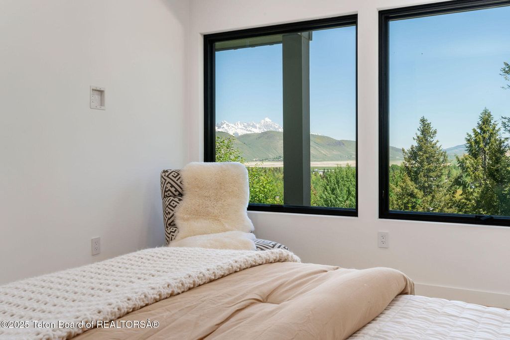 785 SNOW KING DRIVE, Jackson, WY 83001 photo 21