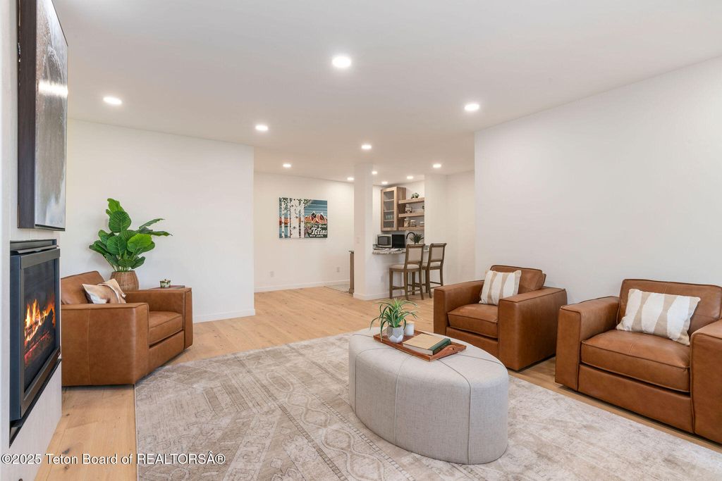 785 SNOW KING DRIVE, Jackson, WY 83001 photo 33