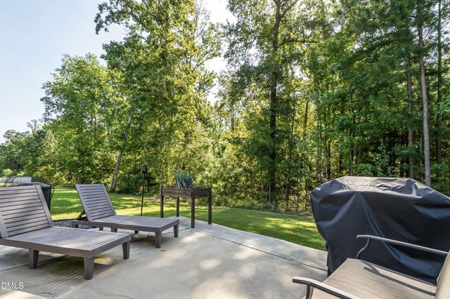 341 Golden Plum Lane, Zebulon, NC 27597