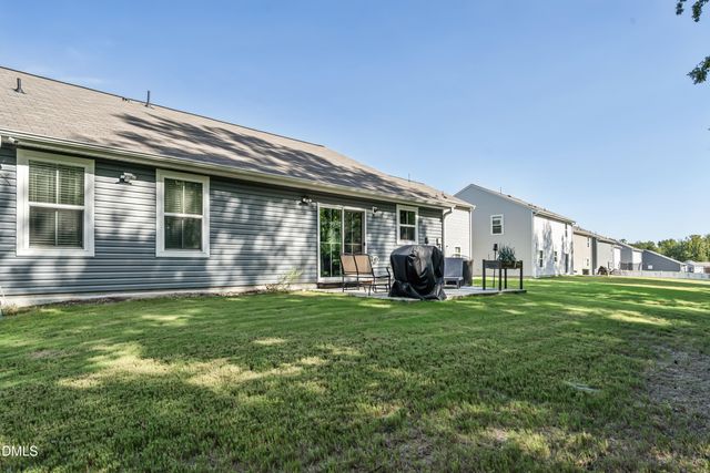 341 Golden Plum Lane, Zebulon, NC 27597
