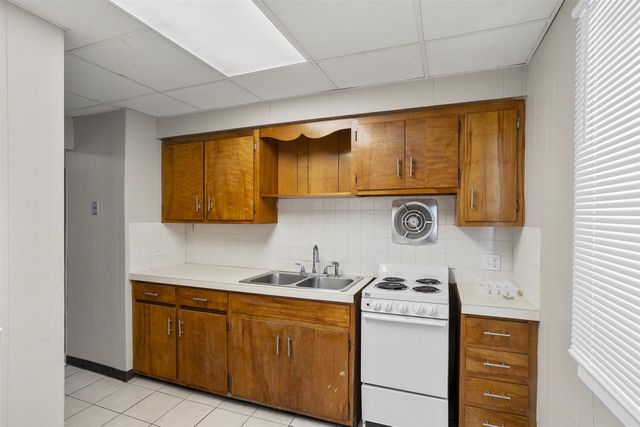 212 CHUTE STREET, Menasha, WI 54952