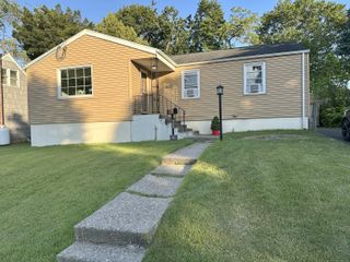 603 Goldenrod Avenue, Bridgeport, CT 06606