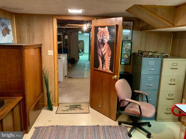 37 DORCHESTER DR, Wyomissing, PA 19610