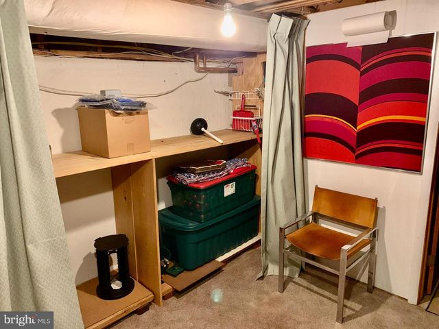 37 DORCHESTER DR, Wyomissing, PA 19610