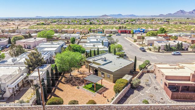 6426 Serrano Drive, Las Cruces, NM 88012