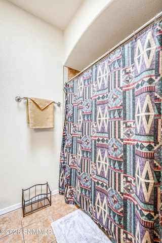 6426 Serrano Drive, Las Cruces, NM 88012