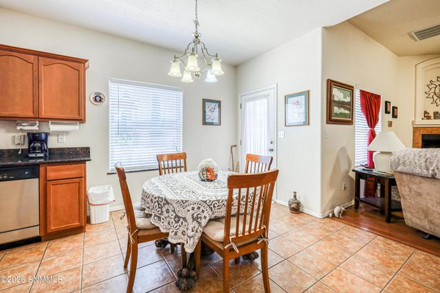 6426 Serrano Drive, Las Cruces, NM 88012