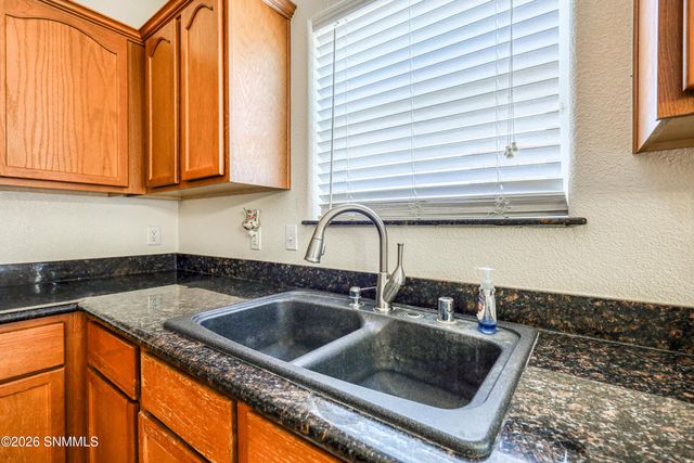 6426 Serrano Drive, Las Cruces, NM 88012