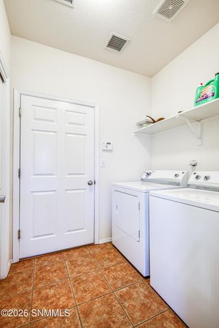 6426 Serrano Drive, Las Cruces, NM 88012