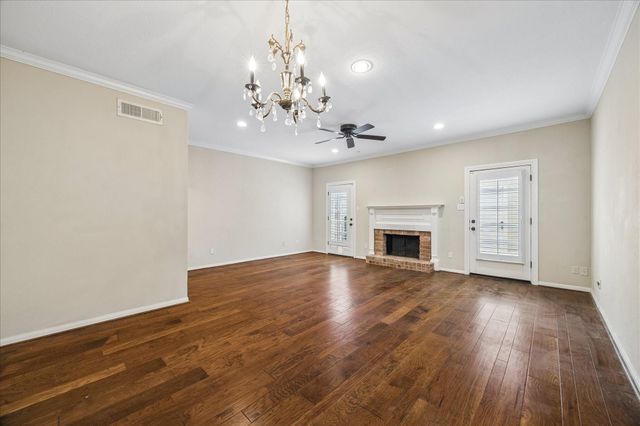 608 Augusta Drive 608, Houston, TX 77057