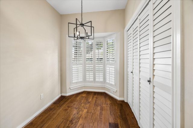 608 Augusta Drive 608, Houston, TX 77057