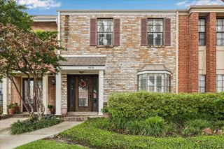 608 Augusta Drive 608, Houston, TX 77057