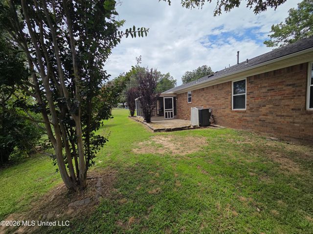 7018 Dewberry Cove, Olive Branch, MS 38654