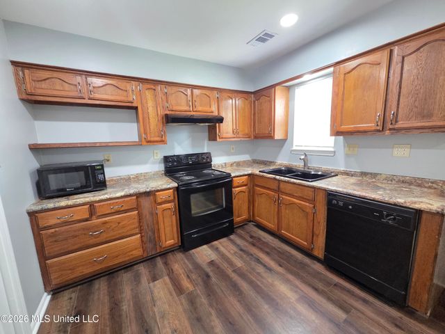 7018 Dewberry Cove, Olive Branch, MS 38654