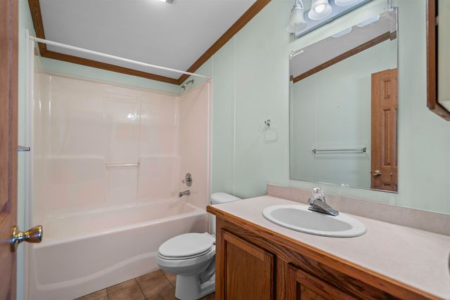 17 Heritage Way, Manchester, NH 03104