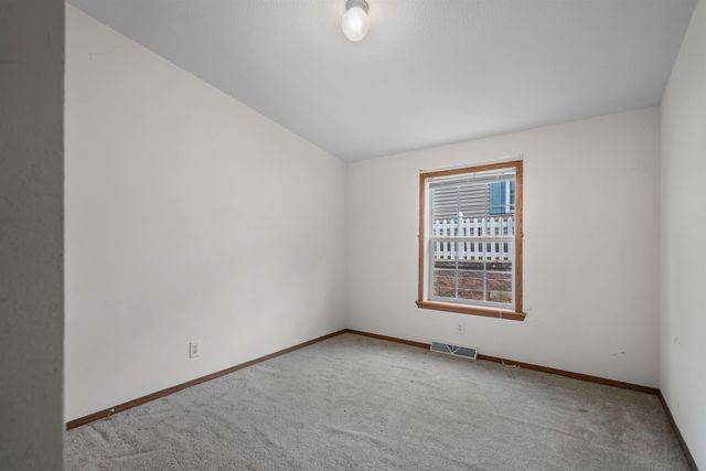 17 Heritage Way, Manchester, NH 03104