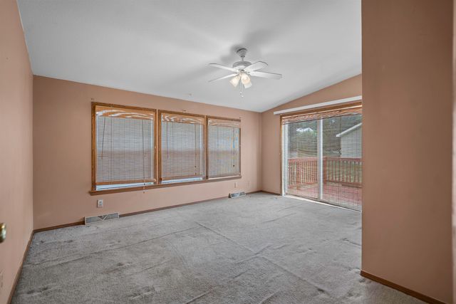 17 Heritage Way, Manchester, NH 03104