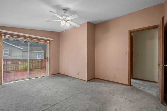 17 Heritage Way, Manchester, NH 03104