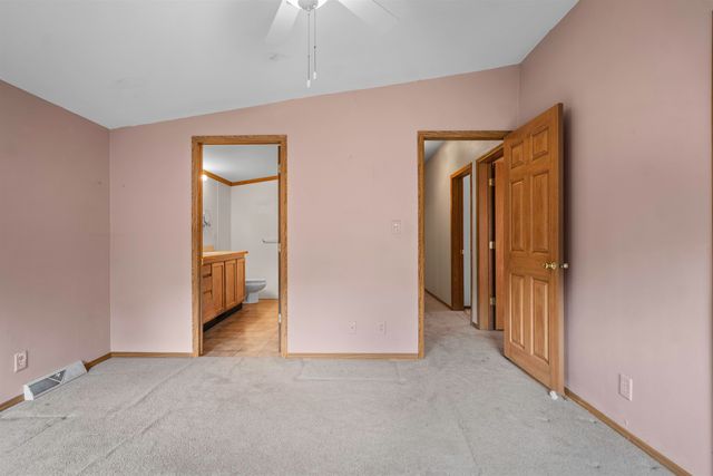 17 Heritage Way, Manchester, NH 03104