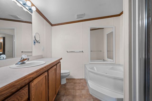 17 Heritage Way, Manchester, NH 03104