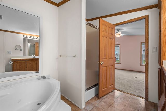 17 Heritage Way, Manchester, NH 03104