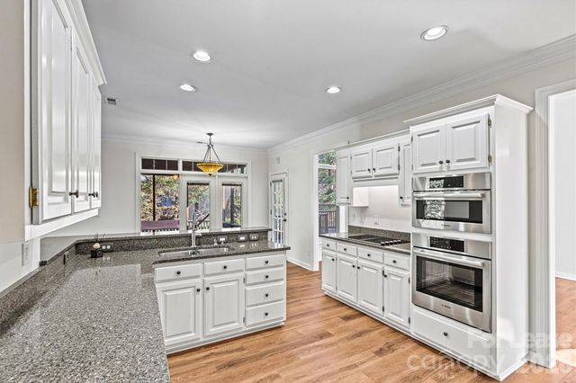 8937 Mcdiarmid Lane, Huntersville, NC 28078