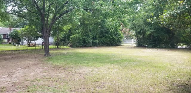 1439 Allen Street, Mount Pleasant, SC 29464