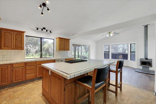 5900 Bald Mountain Rd, Browns Valley, CA 95918