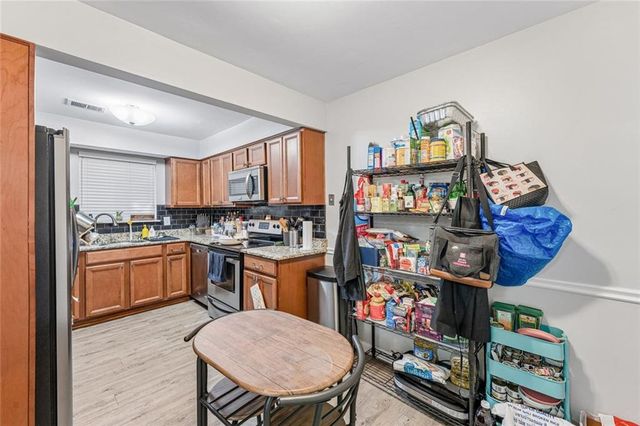 1119 Riverbend Club Drive SE, Atlanta, GA 30339