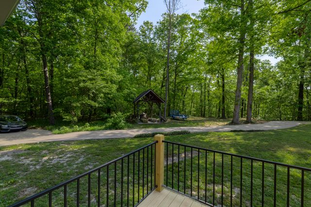 573 Ross Hollow Road, Ringgold, GA 30736