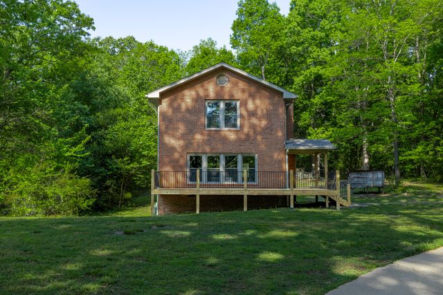 573 Ross Hollow Road, Ringgold, GA 30736