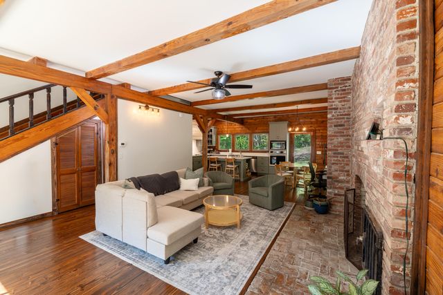 573 Ross Hollow Road, Ringgold, GA 30736