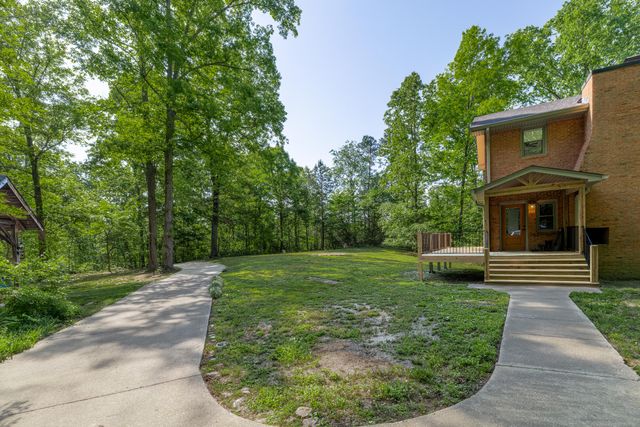 573 Ross Hollow Road, Ringgold, GA 30736