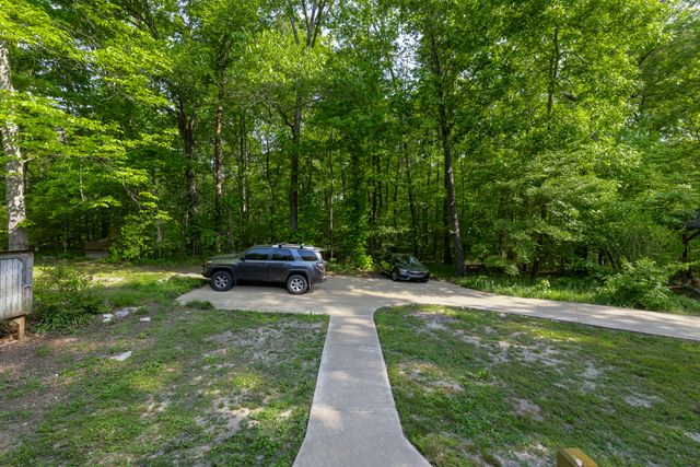 573 Ross Hollow Road, Ringgold, GA 30736