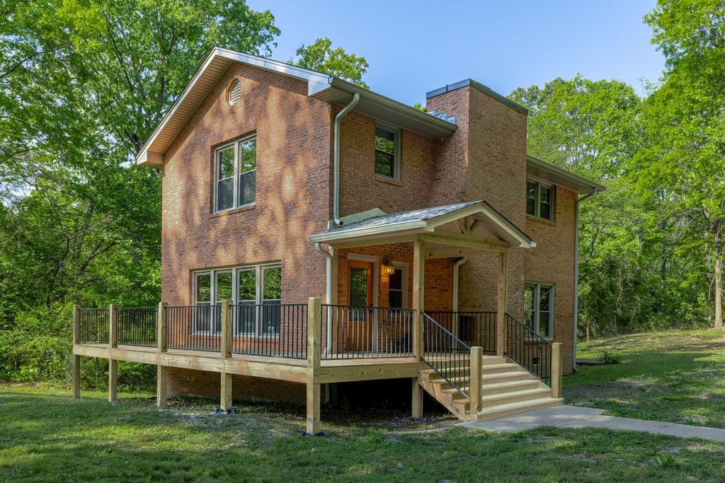 573 Ross Hollow Road, Ringgold, GA 30736