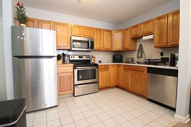 20 Heaths Court 104, Lynn, MA 01905