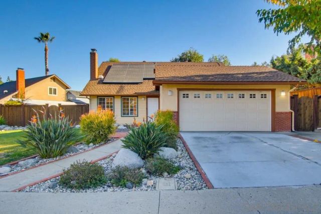 11385 Paseo Albacete, San Diego, CA 92129