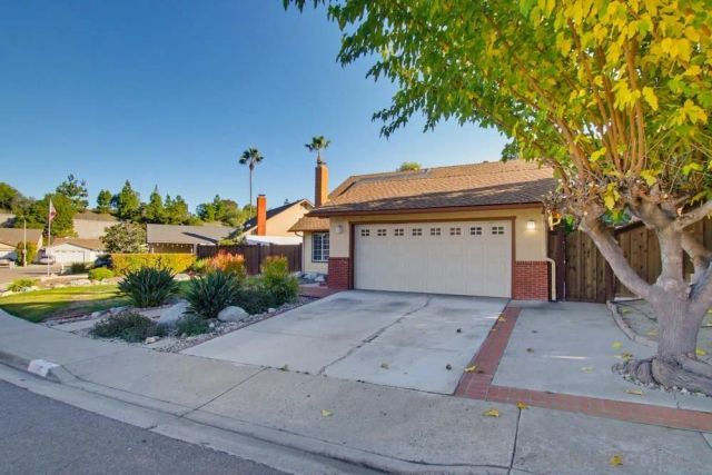 11385 Paseo Albacete, San Diego, CA 92129