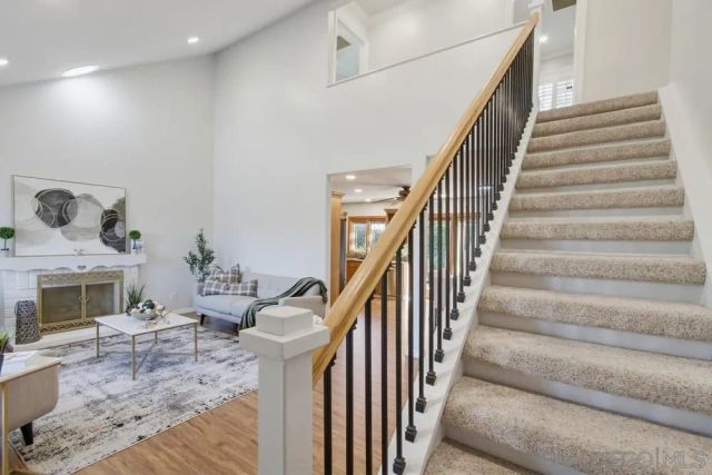 11385 Paseo Albacete, San Diego, CA 92129