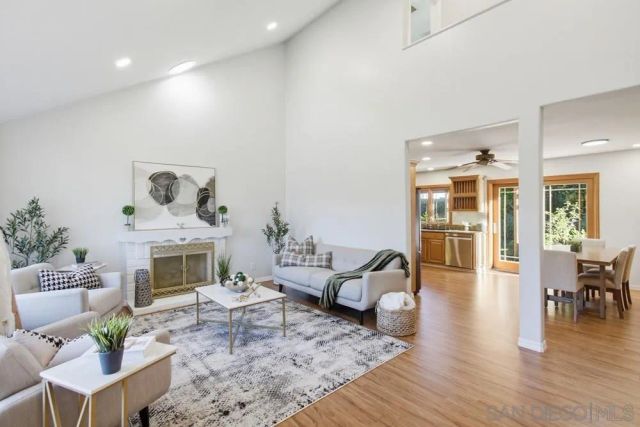 11385 Paseo Albacete, San Diego, CA 92129