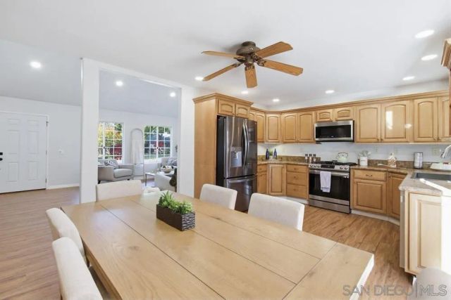 11385 Paseo Albacete, San Diego, CA 92129