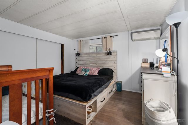 4692 Sherman Heights Road, Bremerton, WA 98312