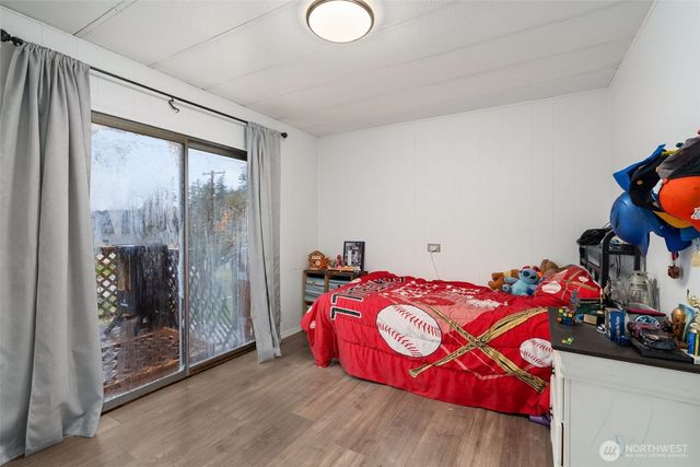 4692 Sherman Heights Road, Bremerton, WA 98312