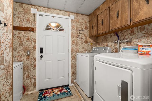 4692 Sherman Heights Road, Bremerton, WA 98312