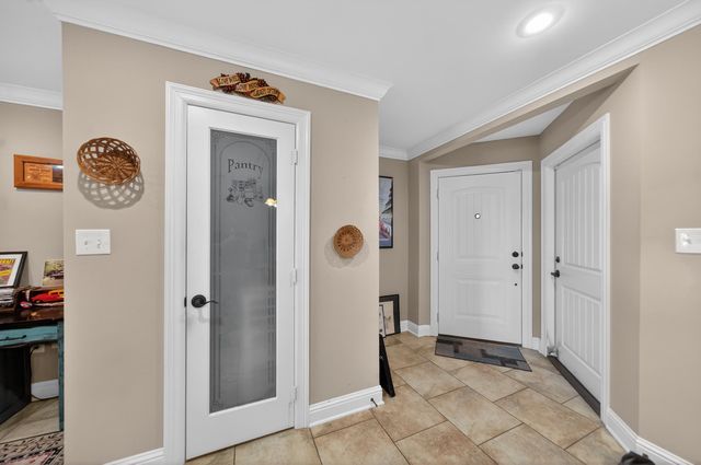 1442 Garner Lane, Longview, TX 75605