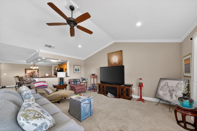 1442 Garner Lane, Longview, TX 75605