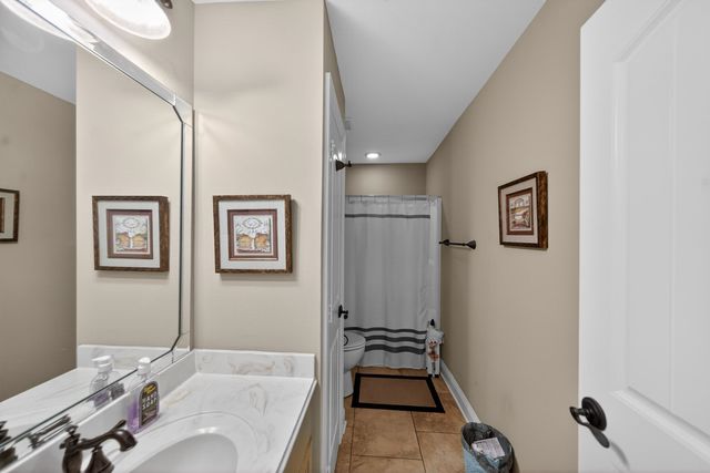 1442 Garner Lane, Longview, TX 75605