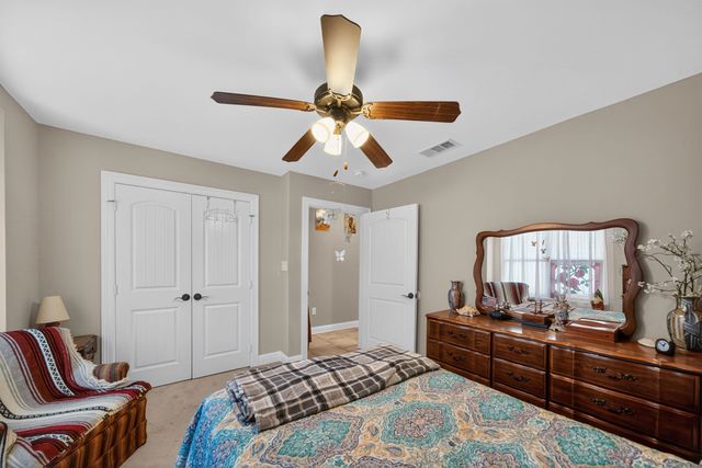 1442 Garner Lane, Longview, TX 75605