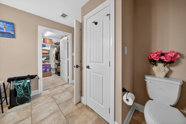 1442 Garner Lane, Longview, TX 75605