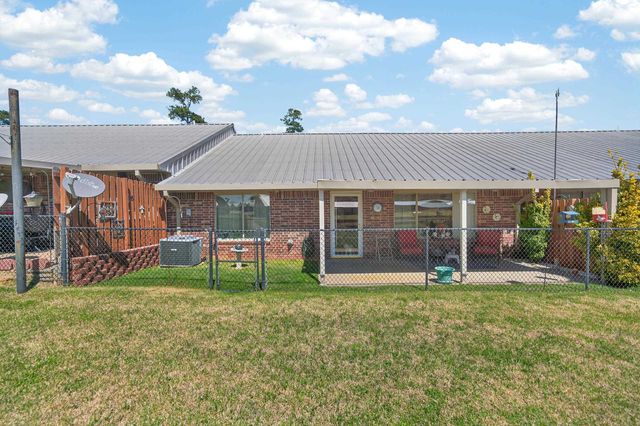 1442 Garner Lane, Longview, TX 75605